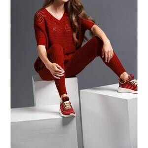 NEW MINNIE ROSE cotton cashmere mesh pow-wow sweater in vineyard lava red